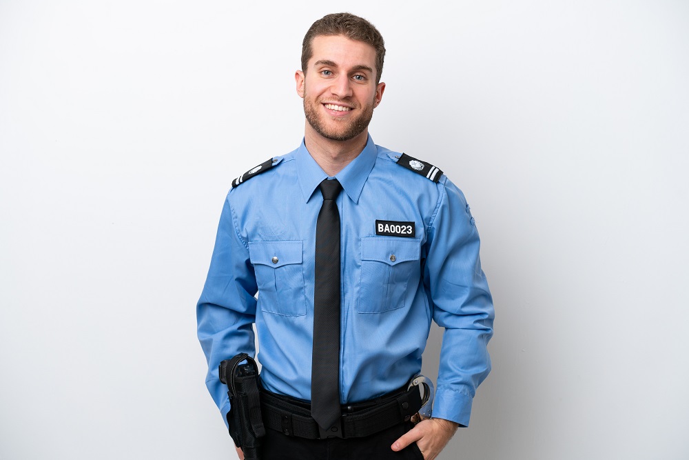 Policjant w mundurze – czym różni się grzywna od mandatu i kiedy grozi kierowcy
